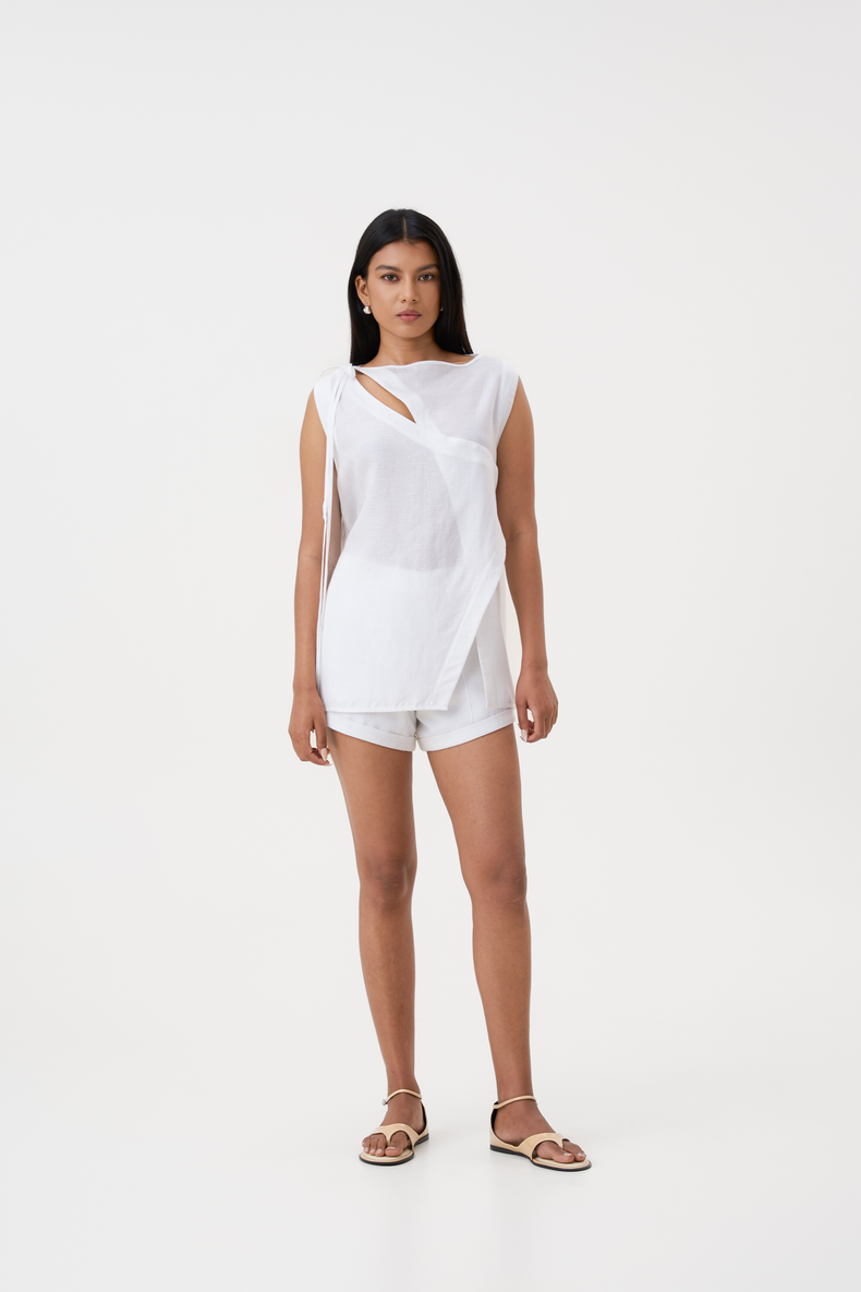 IRA PINTUCKED SHORTS