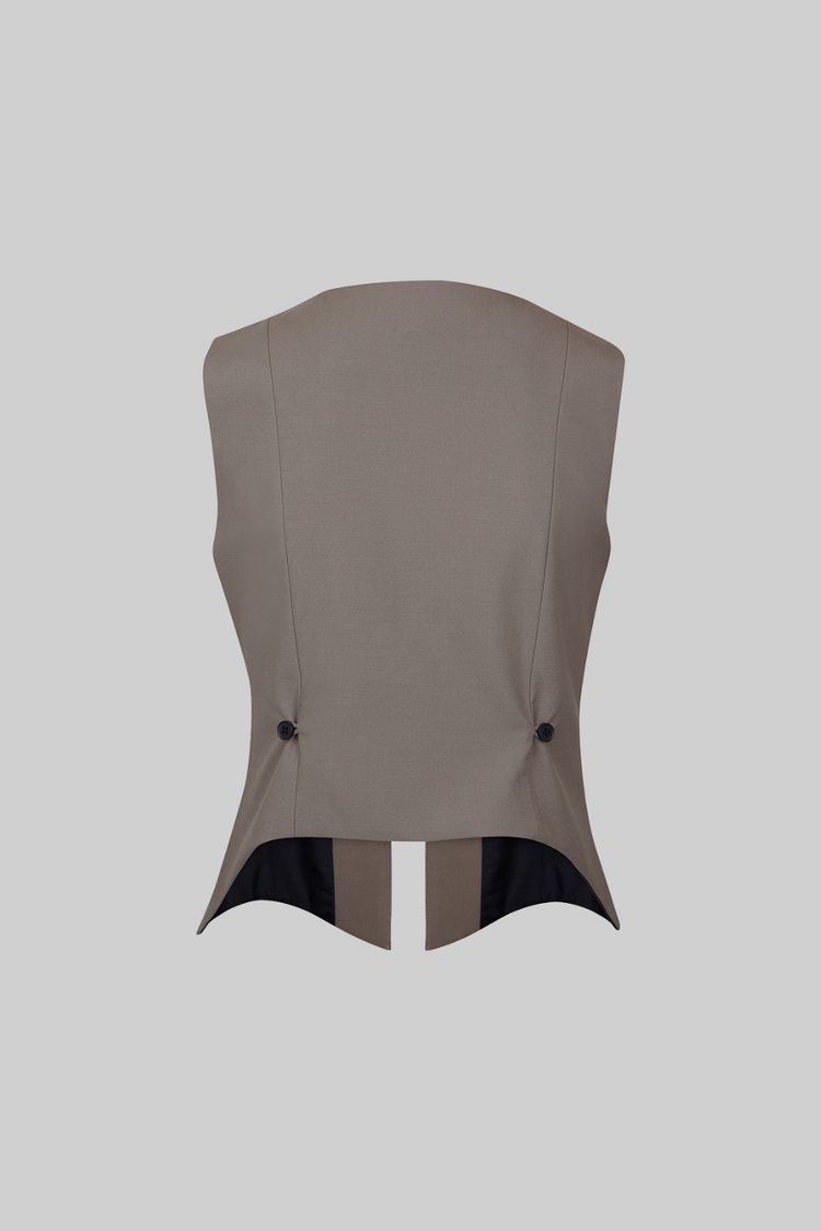 HILMA VEST TOP