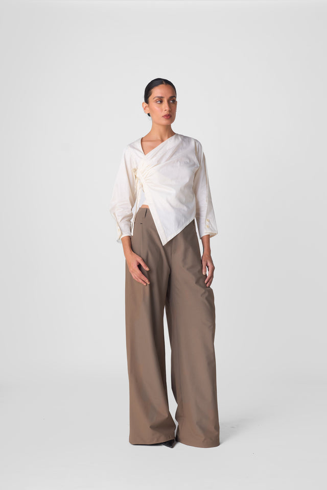AVA FITTED SHIRT