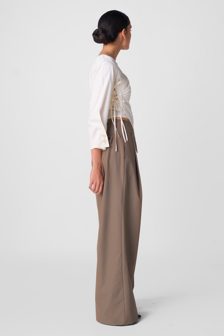 AVA FITTED SHIRT