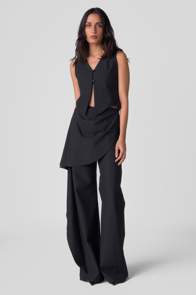 HILMA VEST TOP