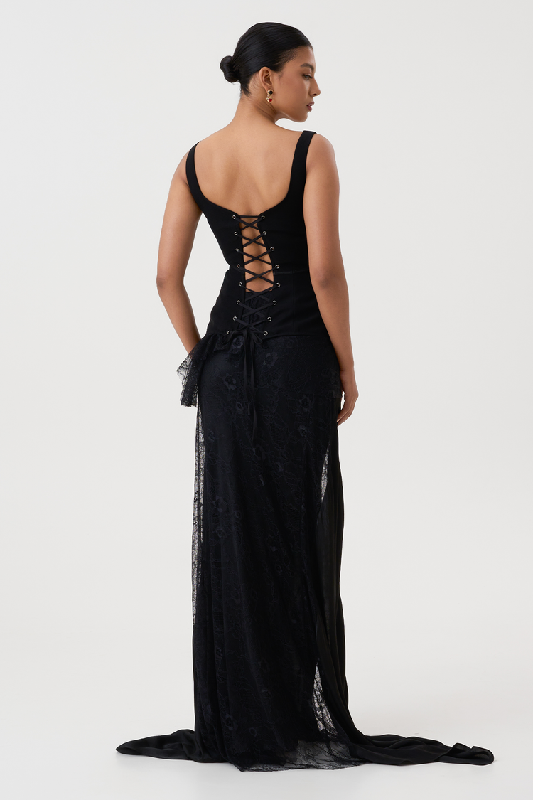 ALMA LACE SKIRT