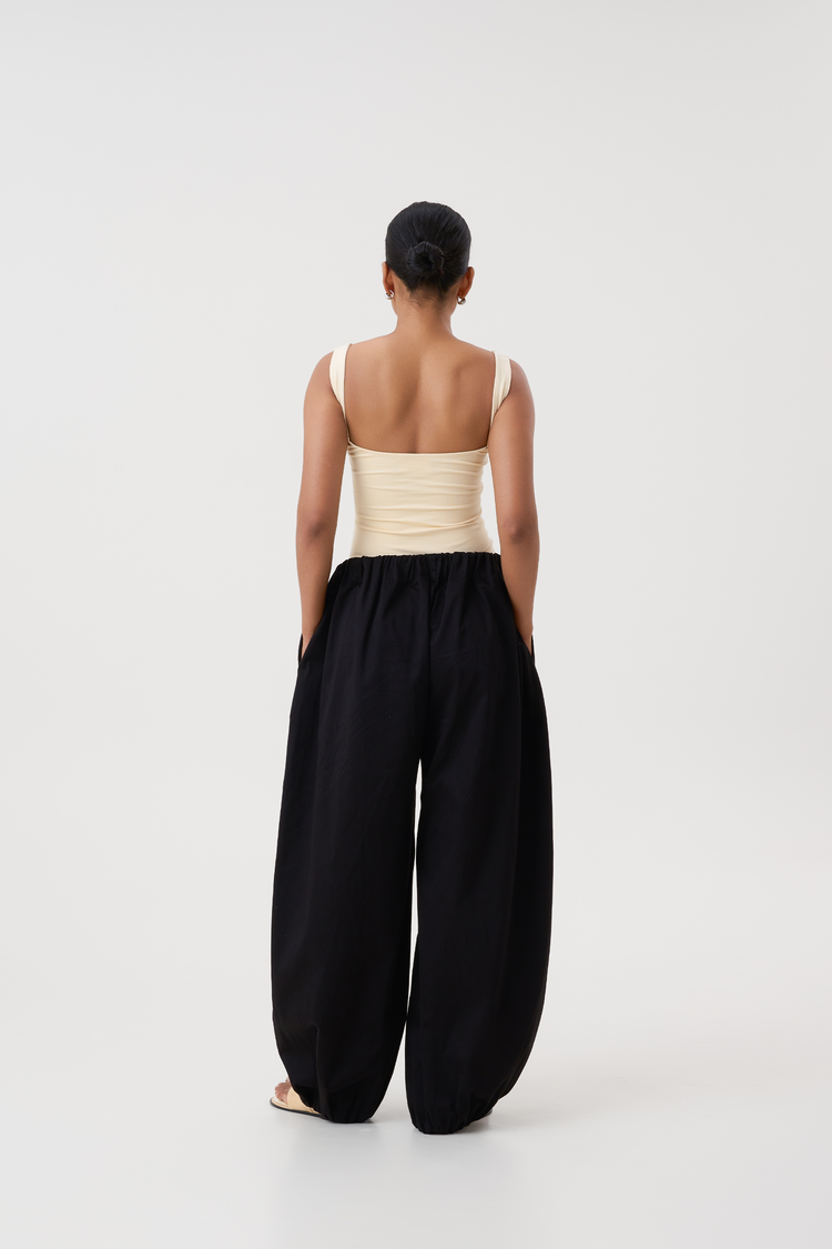 VERA GATHERED PANTS