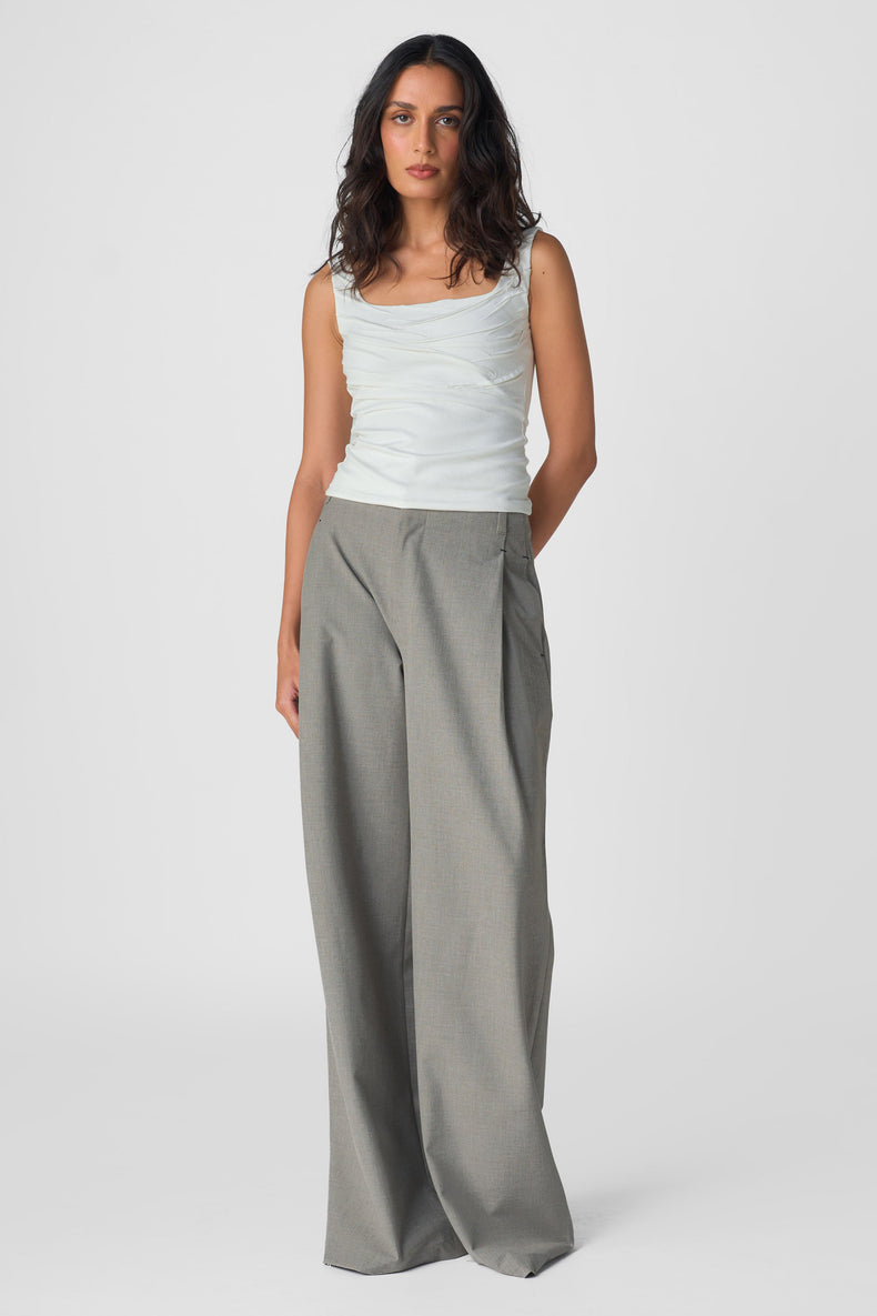 PLEATED WIDE LEG TROUSERS