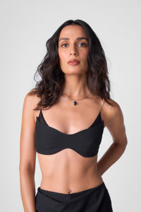 AMRITA DRAPED TOP