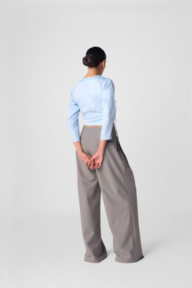 AVA FITTED SHIRT