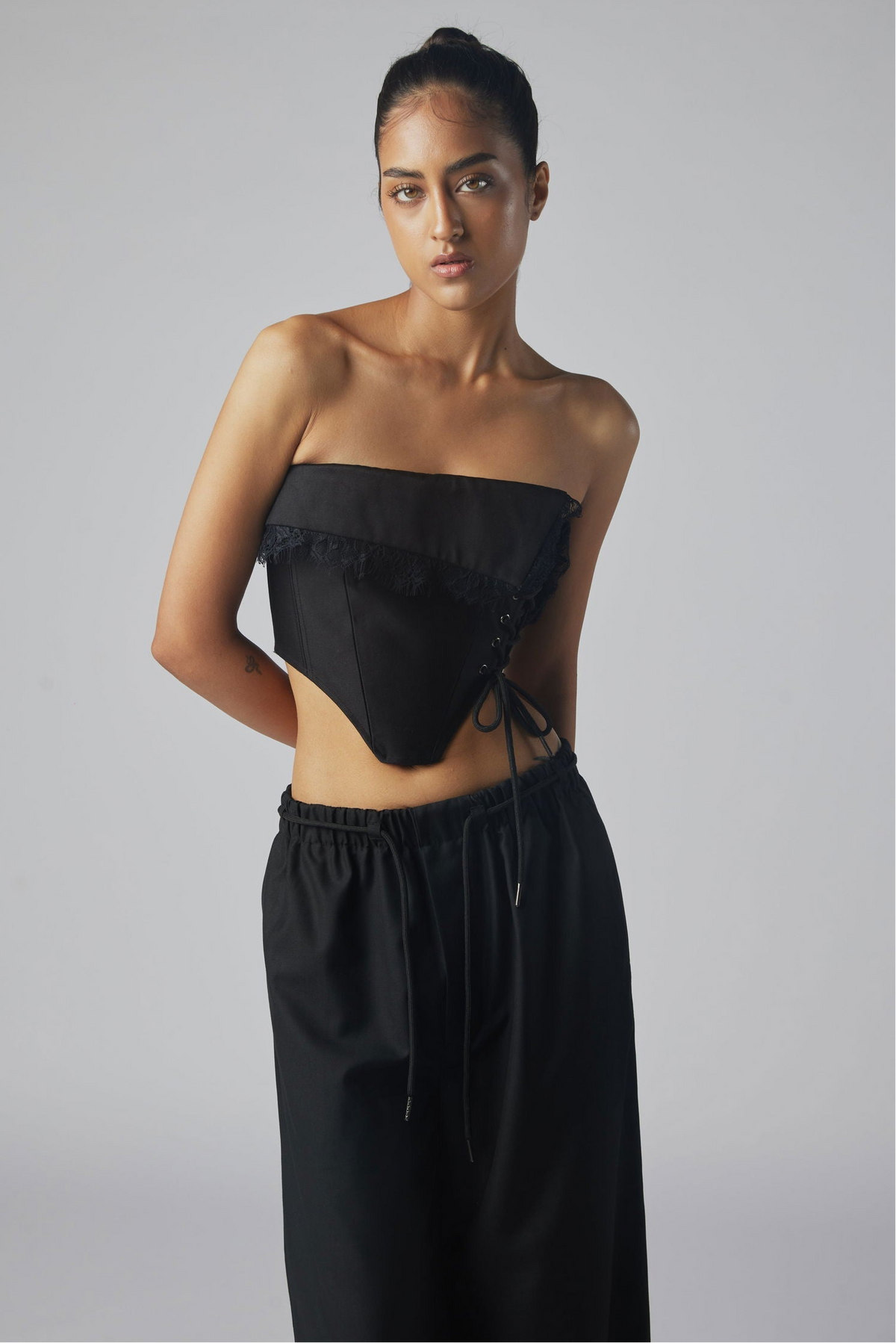 COLLAR CORSET