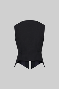 HILMA VEST TOP