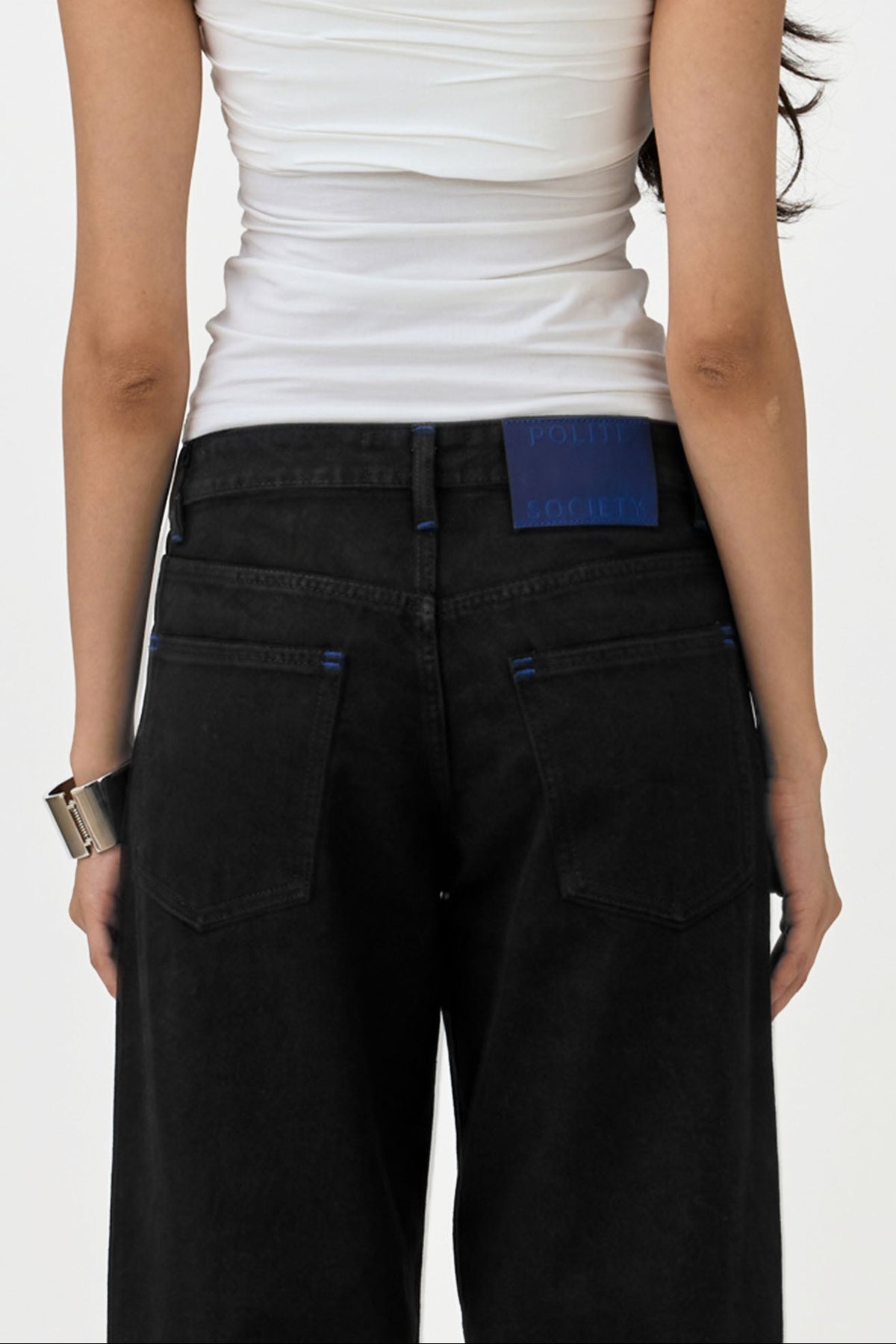 THE RIGHT JEANS